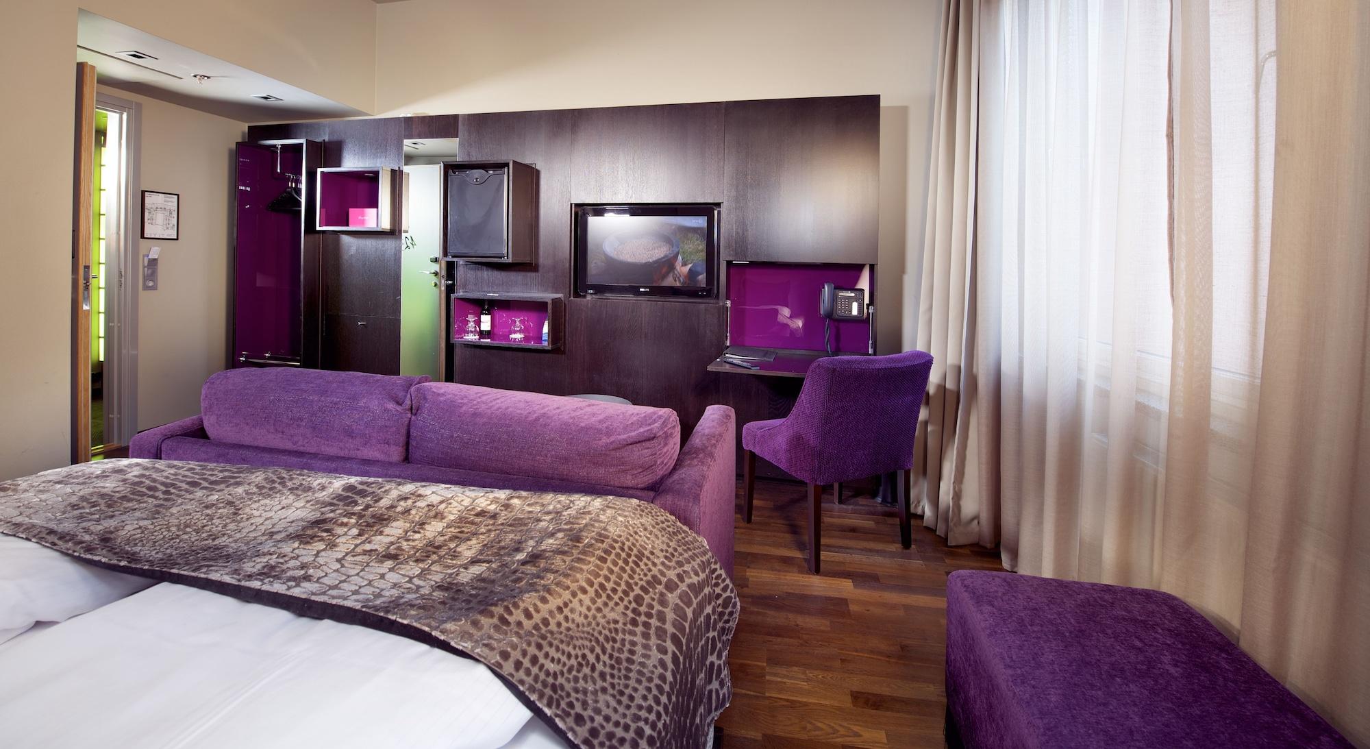 Folketeateret Hotel 4*